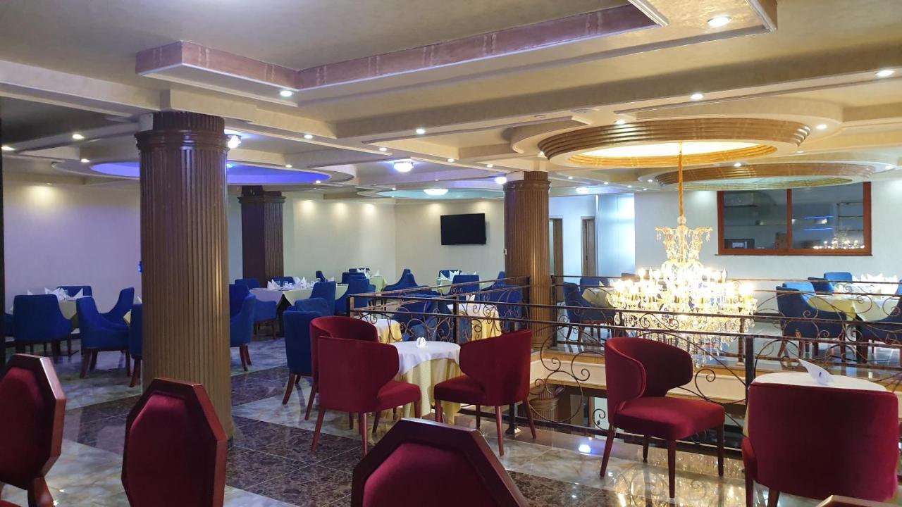 Moonlight Hotel Addis Ababa Exteriör bild