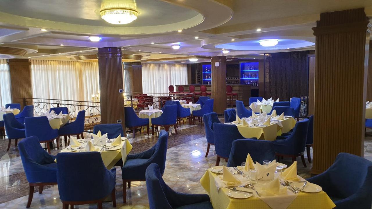 Moonlight Hotel Addis Ababa Exteriör bild